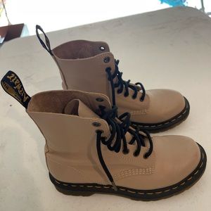 Dr Martens